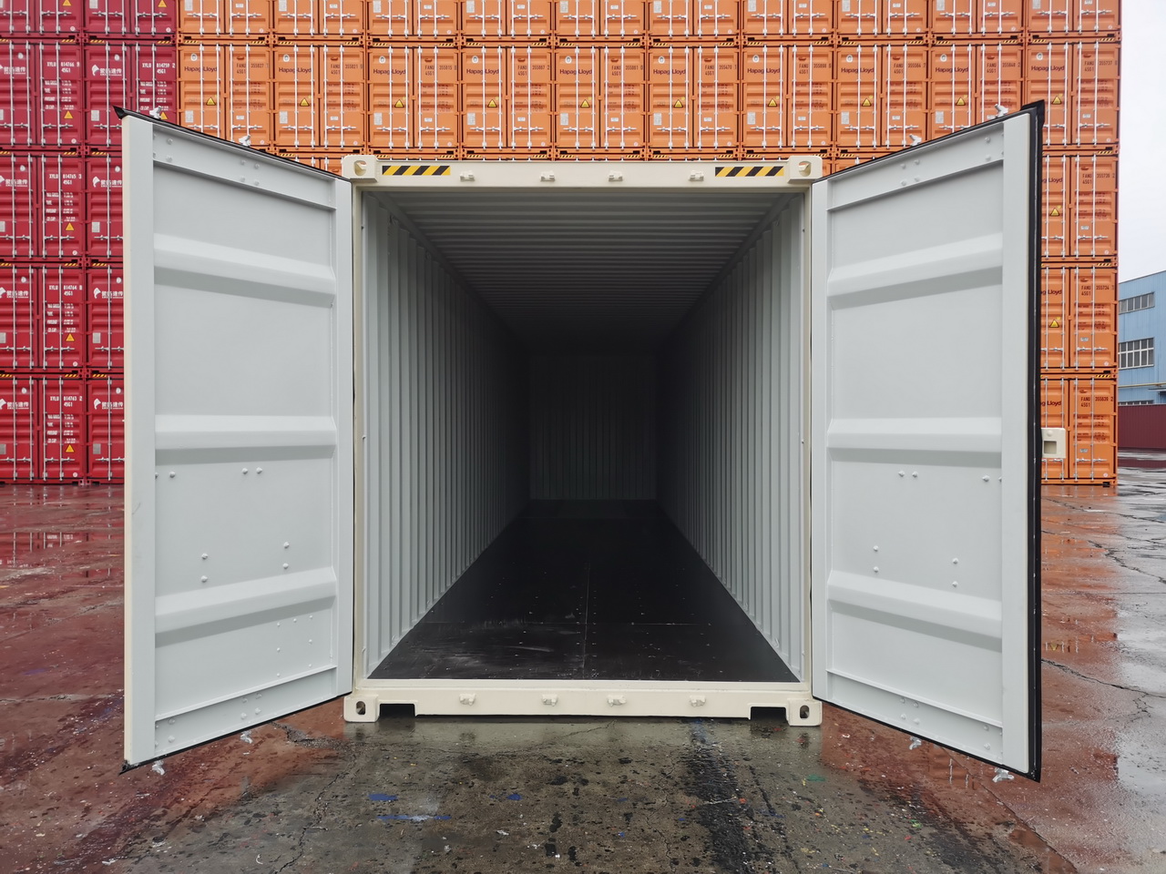 40 ft (12 m) shipping container