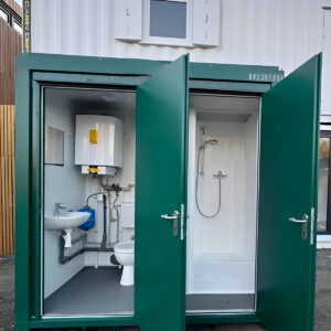 8ft x 5ft mains toilet/shower
