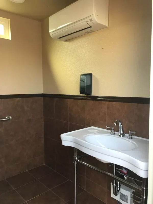 shipping container restroom (conex portable bathroom)